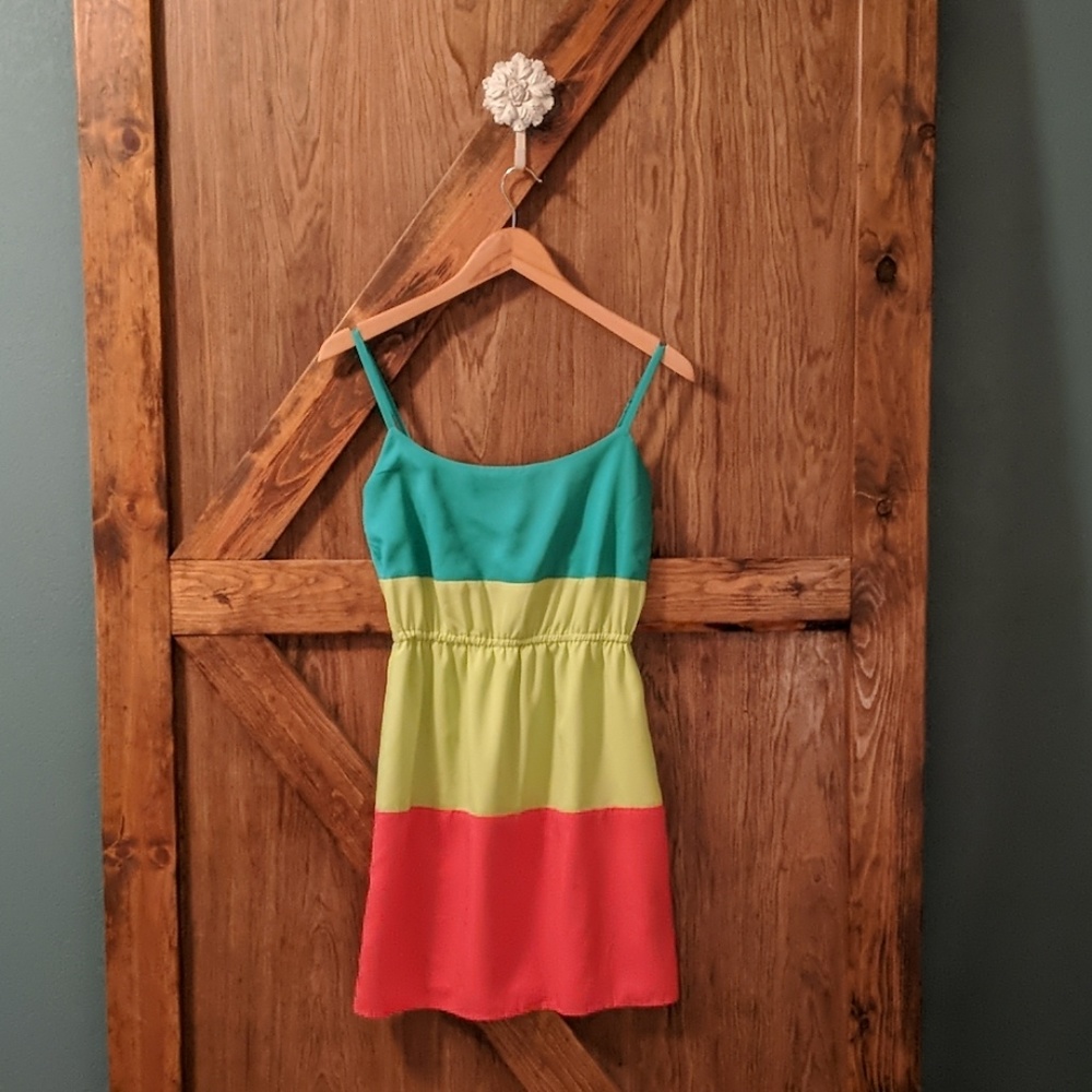 💐Cute color block dress!💐
